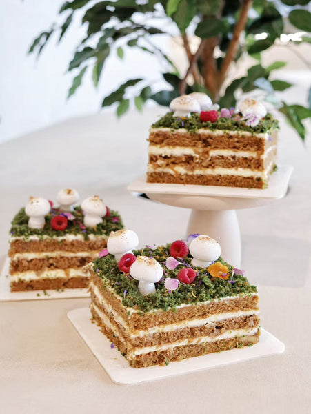 Wonderland Carrot Cake - ENZE