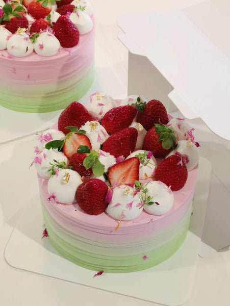 Strawberry Matcha Cream Cake