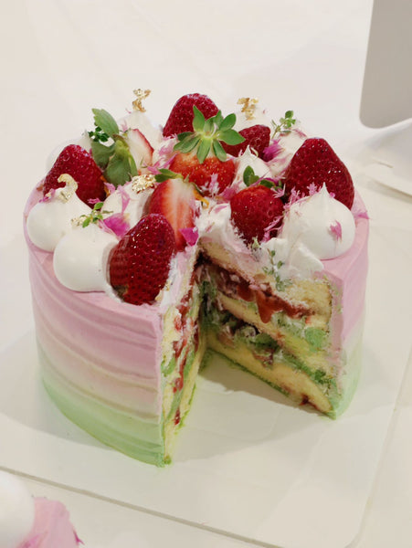 Strawberry Matcha Cream Cake