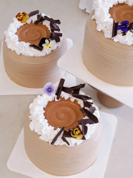 Salted Caramel & Chocolate Cream Cake