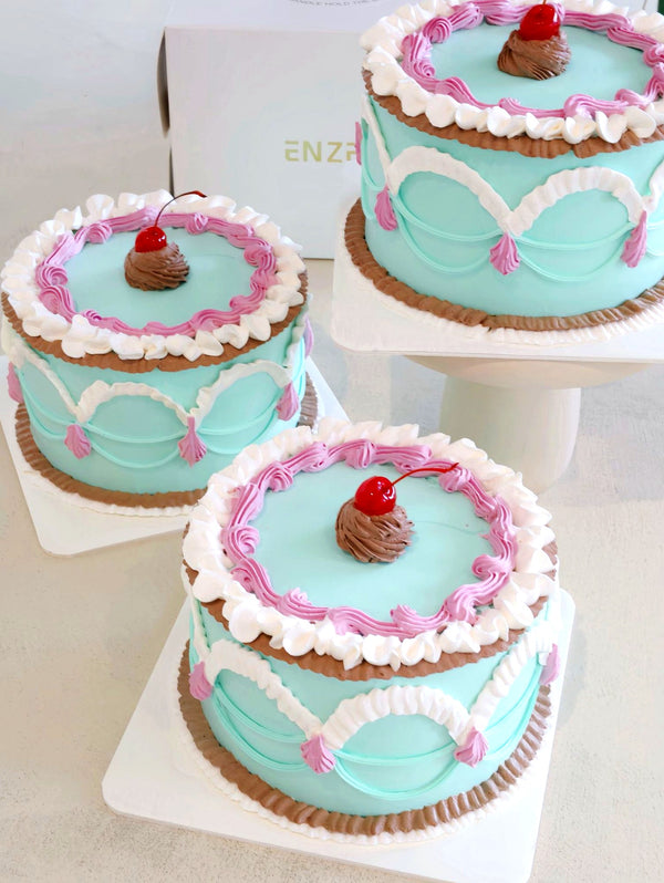 Mint & Choc Cream Cake