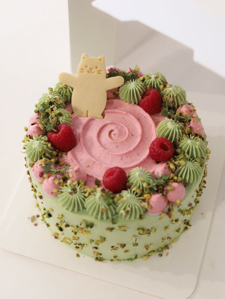Pistachio Raspberry Cream Cake - ENZE