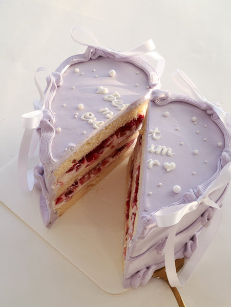 Queen - Strawberry Cream Heart Cake - ENZE