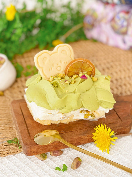ENZE - Pistachio & Yuzu Bento Cake - ENZE