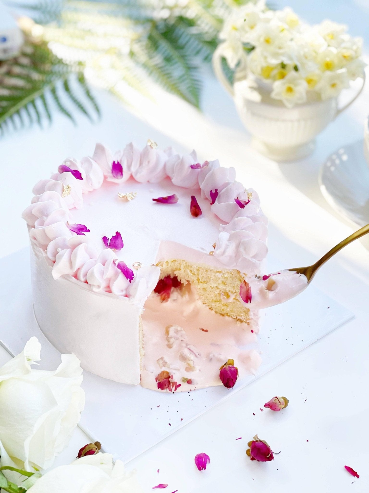 Lychee Rose Floral Cake – My Dose of Sugar